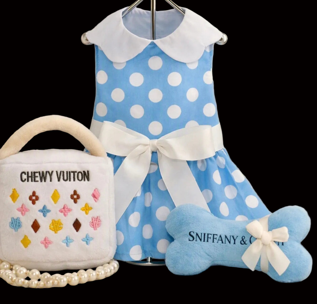 Couture Harness with 2 matching squeaker couture toys